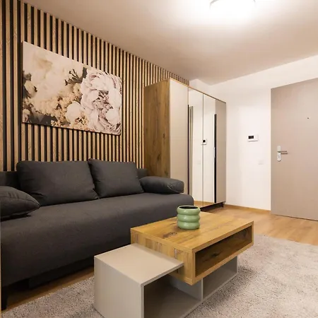 Bcb Aparts Cozy Apartment
